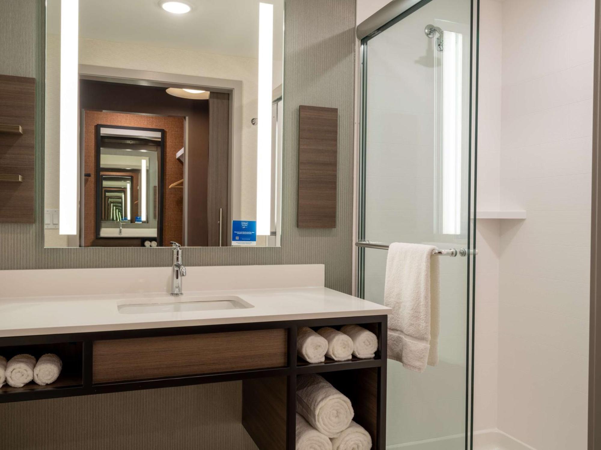 Hilton Garden Jeffersonville, In Hotel 3*